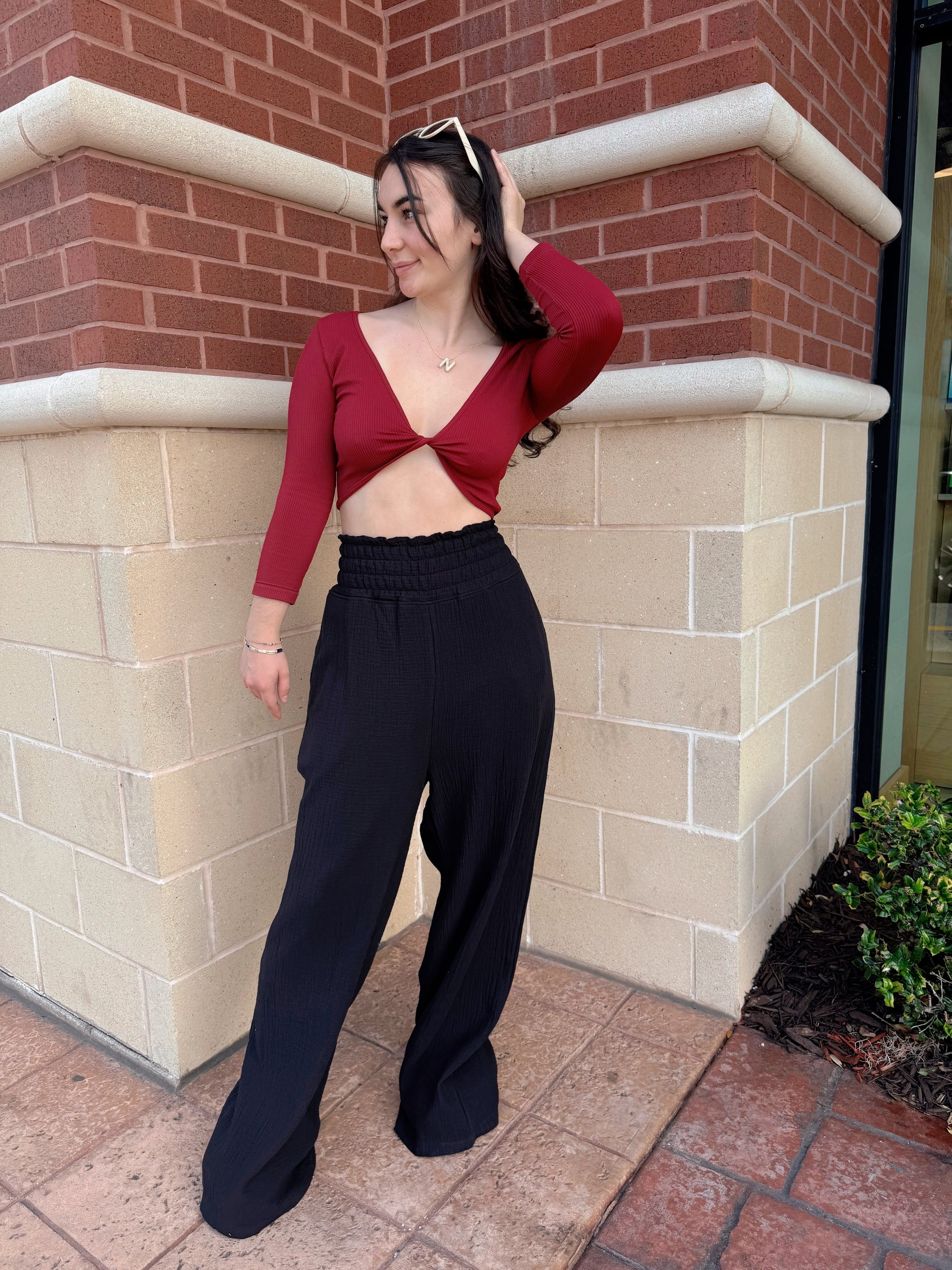 Sleeve Hem Twist Crop Top