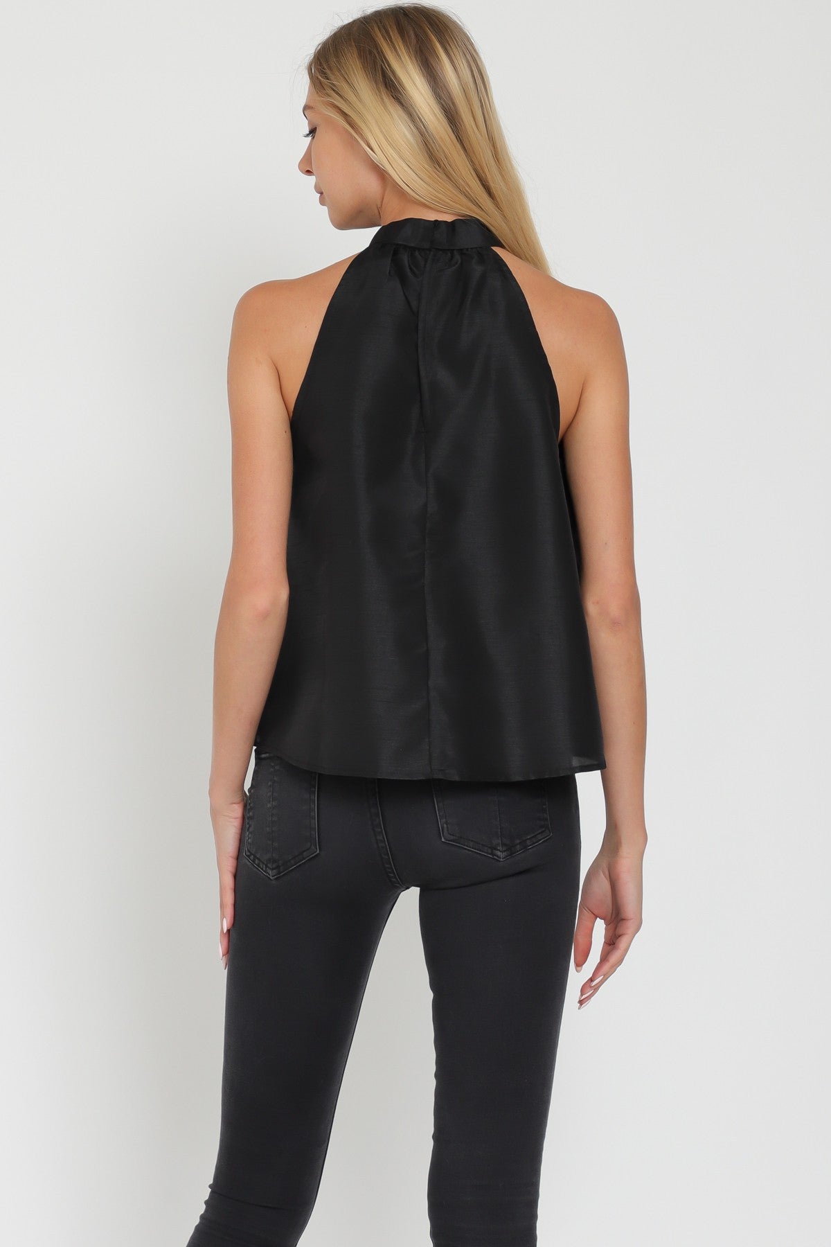 Sleeveless Tie Front Neck Blouse